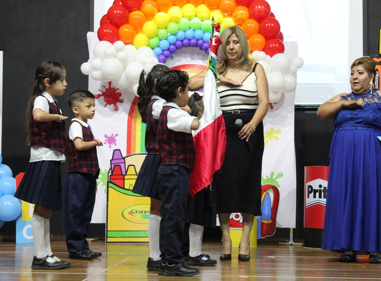 Ceremonia escolar fotografiada por iPrint