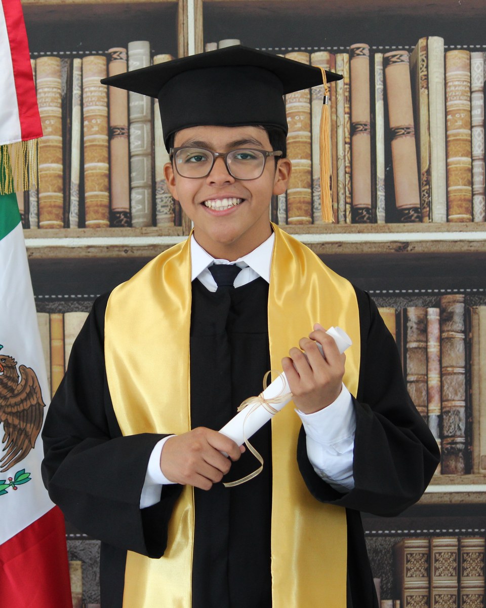 Retrato profesional de graduación realizado por iPrint